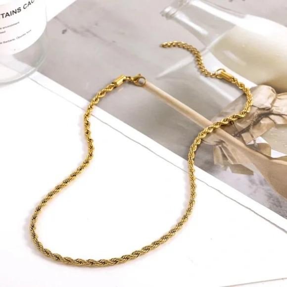 New 18K Gold Twisted Chain Minimalist Necklace, NICE NECKLACE, CUTE NECKLACE - Picture 3 of 5